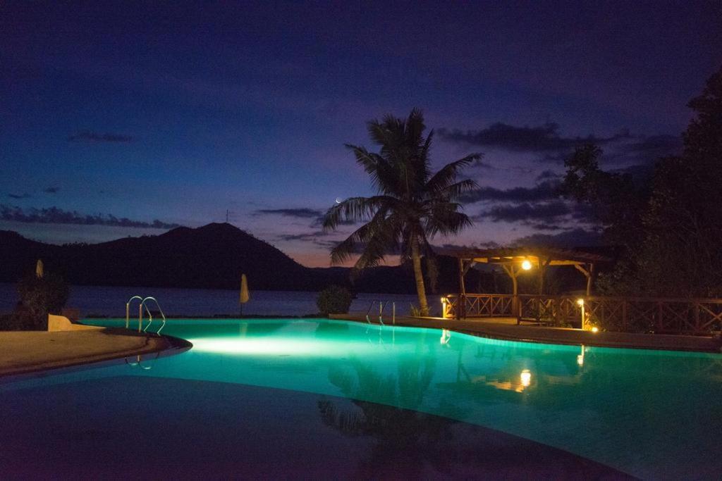 El Rio Y Mar Resort Корон Екстериор снимка