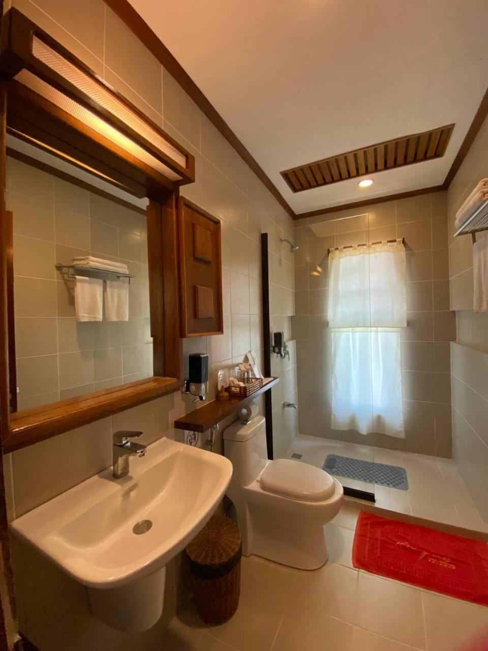 El Rio Y Mar Resort Корон Екстериор снимка