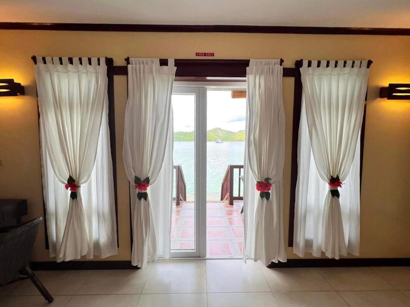 El Rio Y Mar Resort Корон Екстериор снимка
